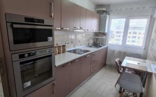 Ap3 camere – Central, vis-a-vis de Hotel International- 650 Euro - Poză 3