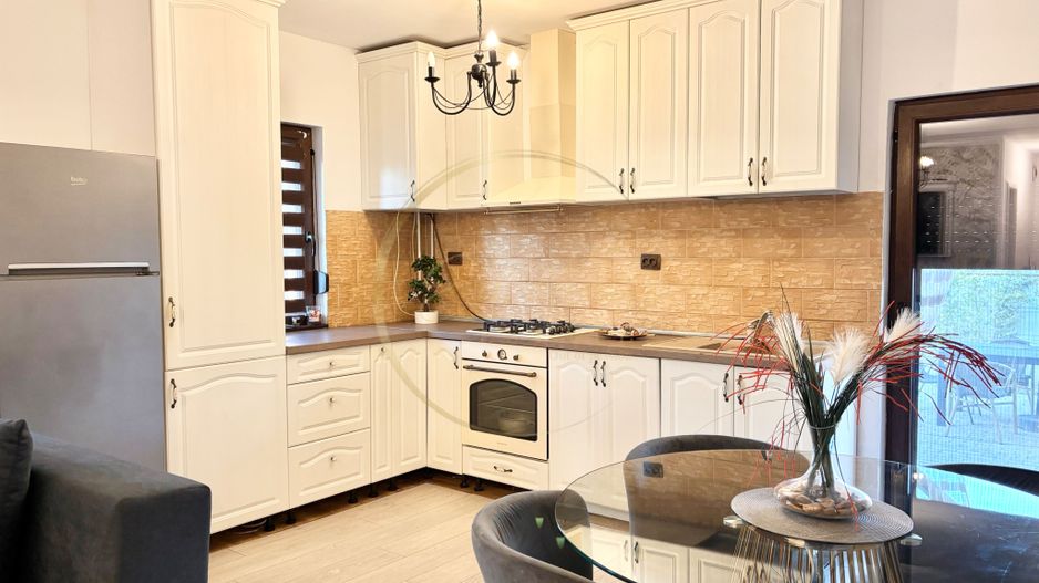 SUPER OFERTĂ | 1/2 Duplex superb cu 3 camere - Ghiroda, Timis - Poză 7