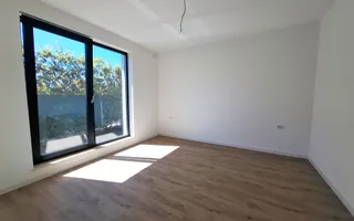 Casa cu 4 camere de vanzare, Bucov, Mica Roma - Poză 15