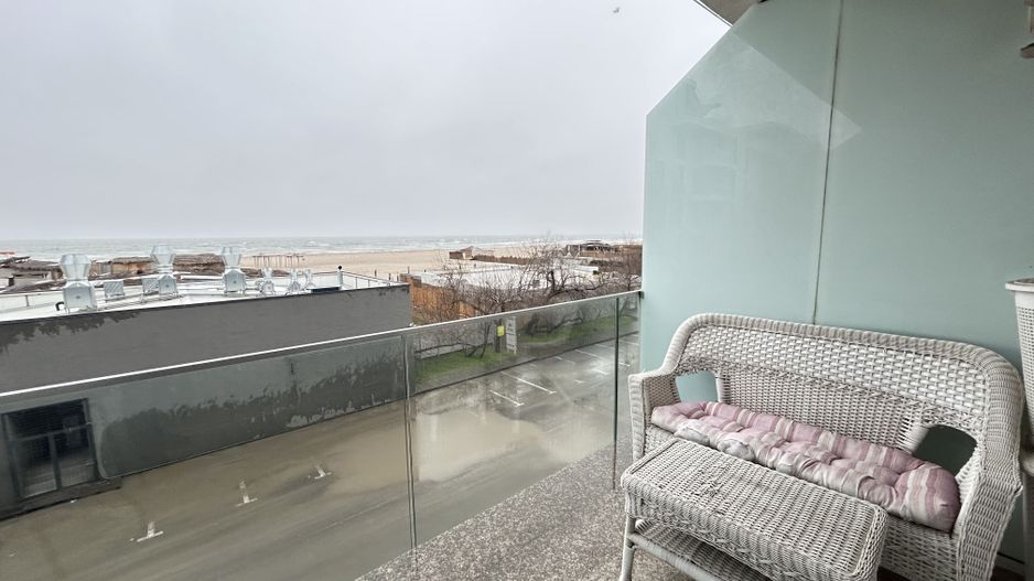 2 Studiouri în 1 | Mamaia | Club Crazy | Vedere frontală la mare - Poză 6