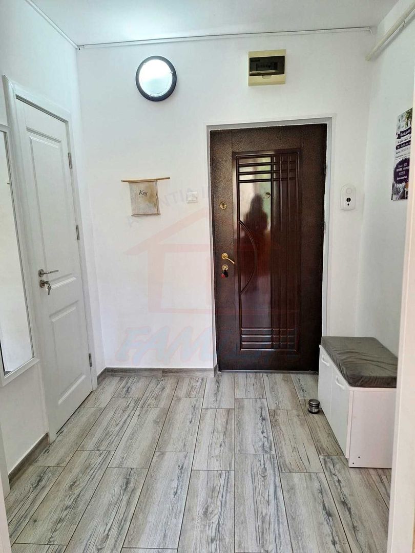 Vanzare apartament 3 camere, Micro 17, 60 mp, 88.000 EURO - Poză 4