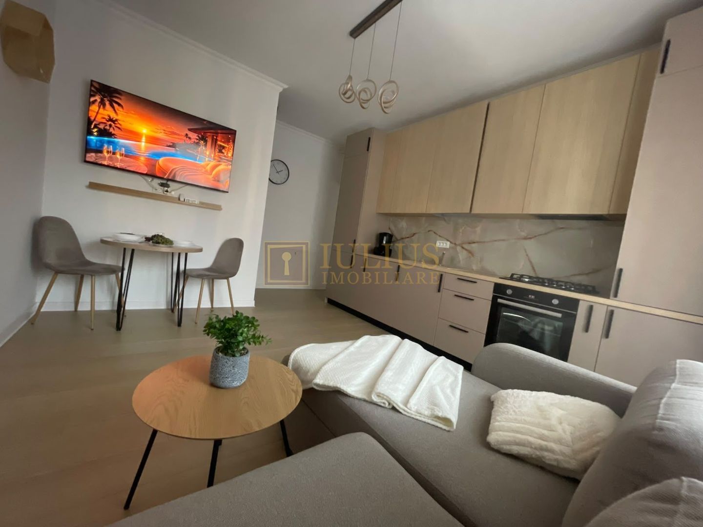 ESO- Giroc| 2 camere-modern bloc 2024| loc parcare| balcon - Poză 5