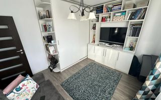2 Camere Decomandat - Etaj 3 - Zona Alexandru Cel Bun - Poză 2