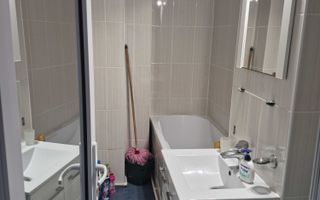 SE INCHIRIAZA APARTAMENT 1 CAMERA, MAZEPA 1, 250 EURO - Poză 4