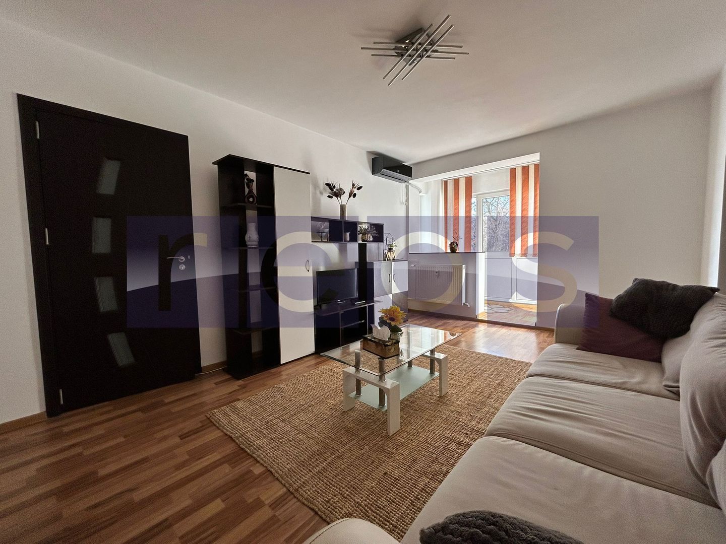 INCHIRIERE 2 CAMERE | PLAZZA ROMANIA - Poză 3