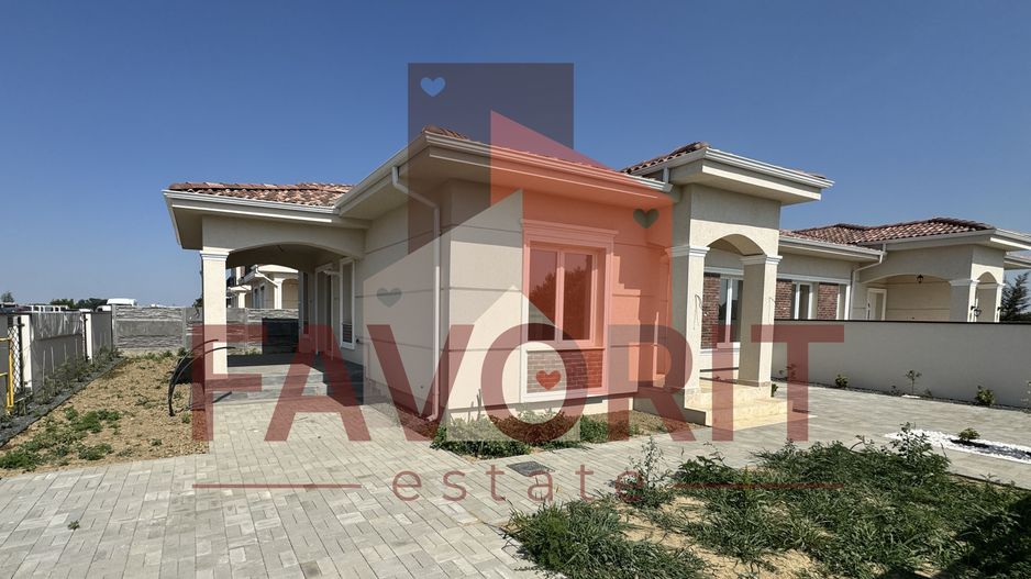 Duplex pe parter. 3 dormitoare. La asfalt - Poză 2