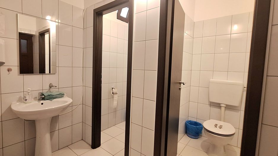 Imobil in zona Bucovina -pretabil sediu firma/clinica/etc - Poză 10