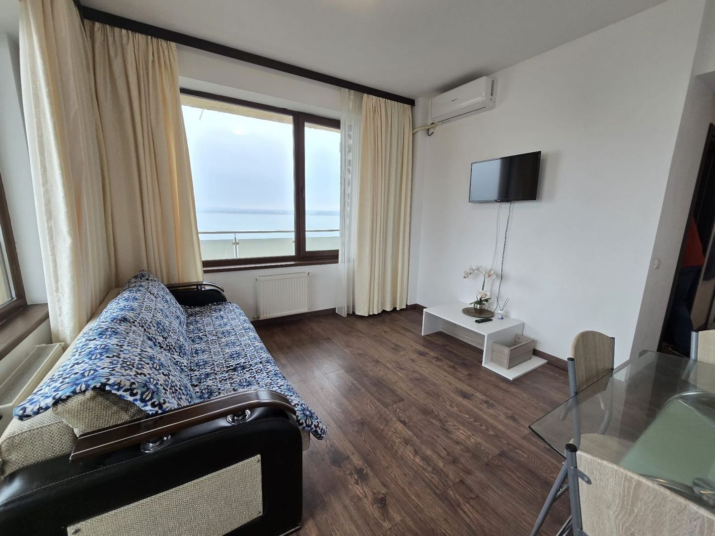 MAMAIA NORD-Apartament 2 camere cu vedere panoramica la lac si mare. - Poză 12