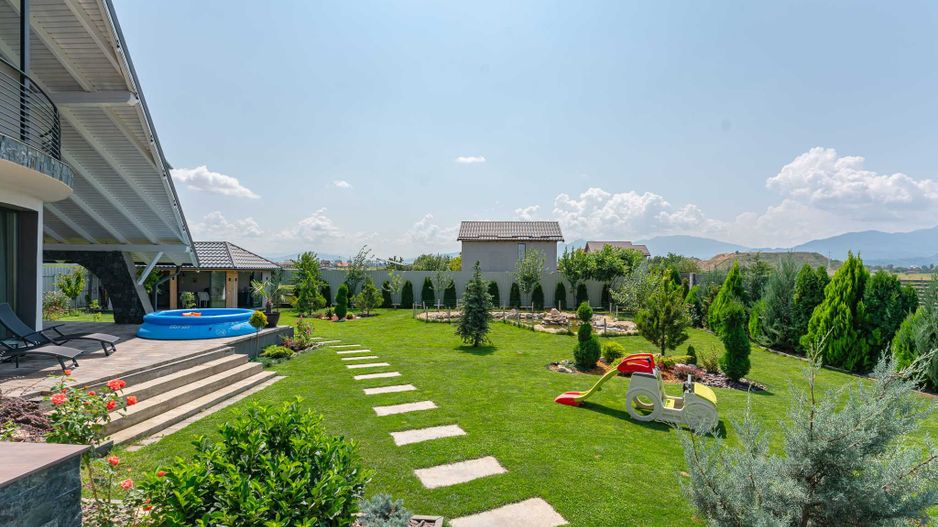 Casă individuală nouă, modernă, în Sânpetru, zona Triaj (Brasov) - Poză 28