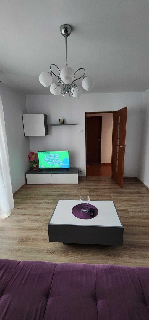 Inchiriez apartament 2 camere Iancului, bloc reabilitat, an constructie 1980, etaj 9 din 10, loc de parcare, - Poză 2