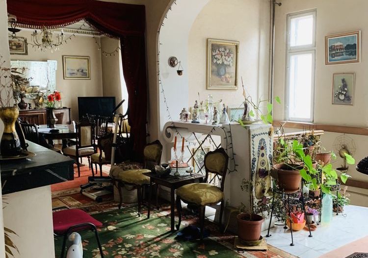 - Super oferta - Apartament 3 camere cu mansarda si curte Cotroceni - Poză 2