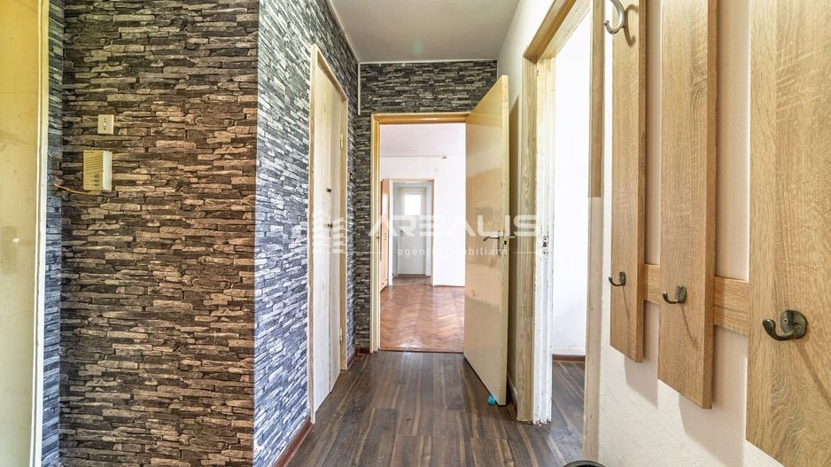 VÂNDUT!!! Apartament 3 camere în zonă centrală - Poză 6