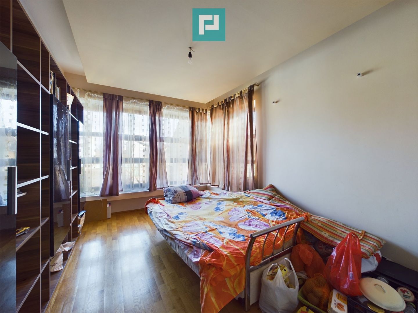 Vilă spațioasă cu 8 camere, Grădiște - Poză 3