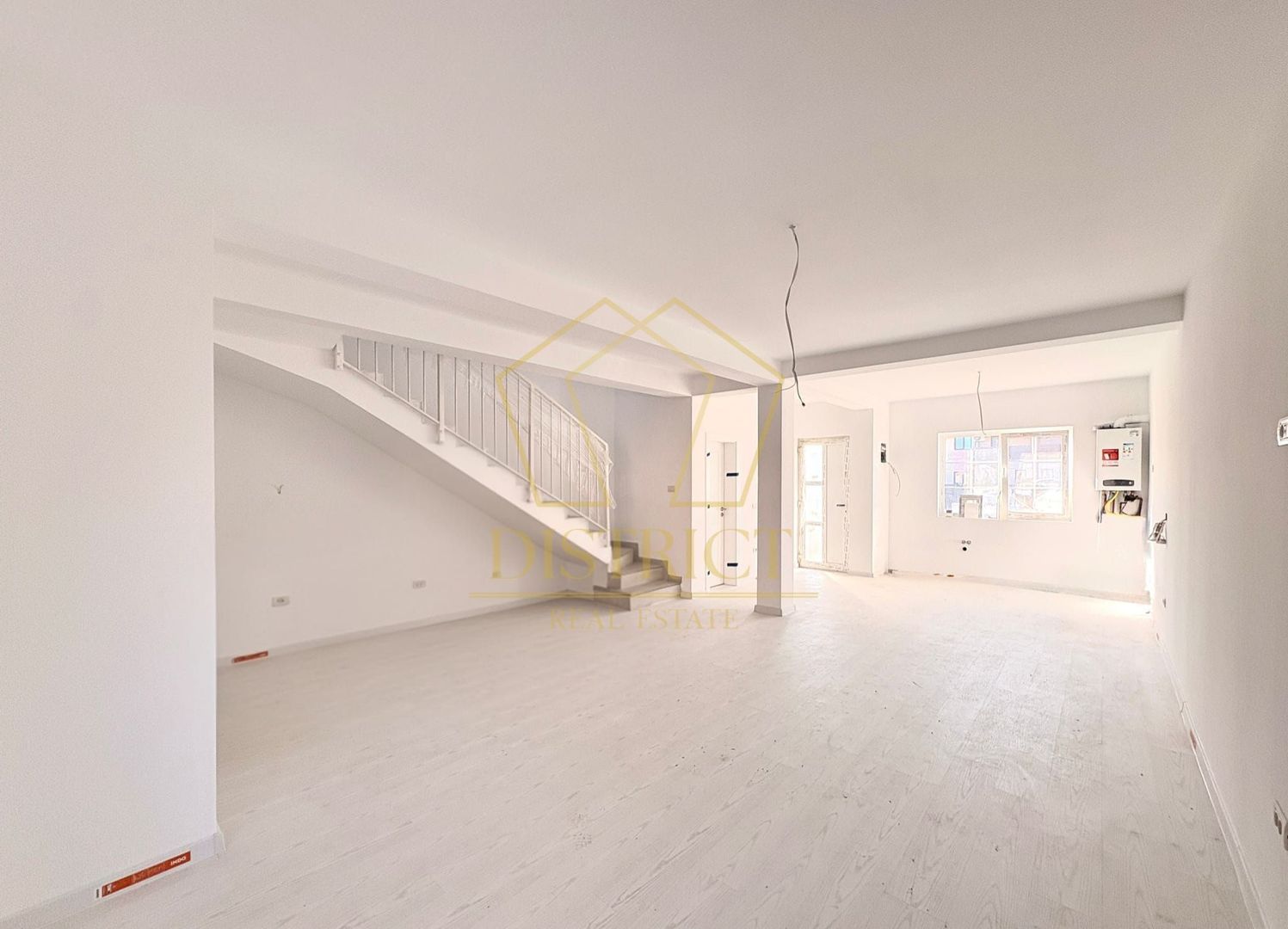 Duplex spațios cu 4 camere si 2 bai | Mosnita Noua | Lidl - Poză 1