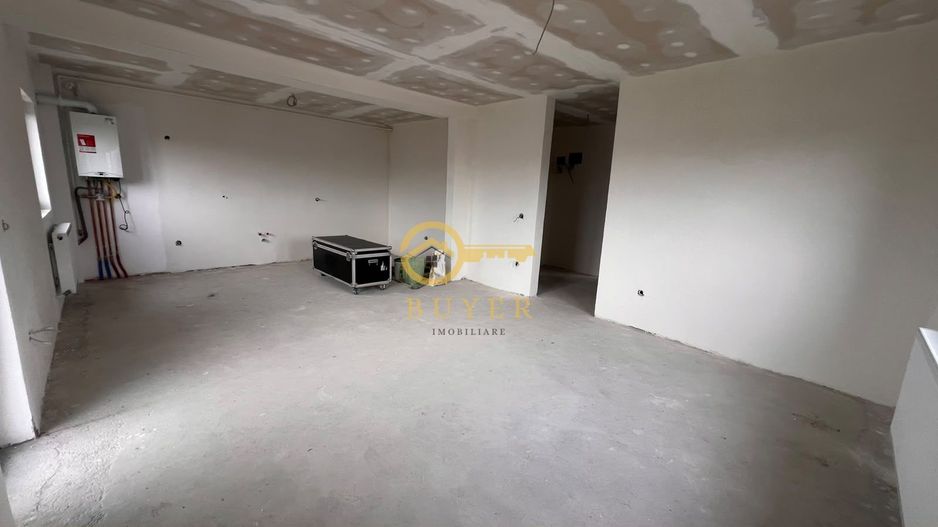 Apartament spatios cu 2 camere- Etaj 2, balcon, Selimbar - Poză 2