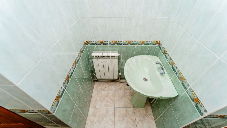 Casă  în 2 nivele - Durlești - Poză 15