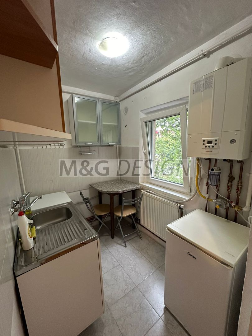 Aradului, et 2, garsoniera cu centrala proprie - Poză 15