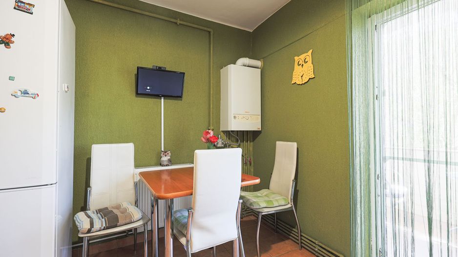 VÂNDUT! Apartament, 3 camere, Etajul 2 în Micalaca, Zona Orizont. - Poză 4
