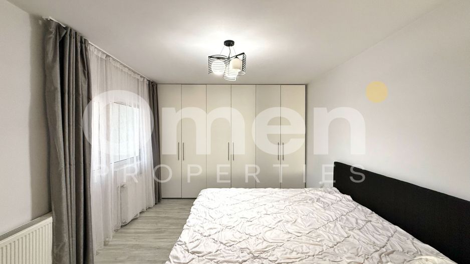 Apartament cu 3 camere decomandat, renovat , etaj 4 Paltinisului - Poză 1