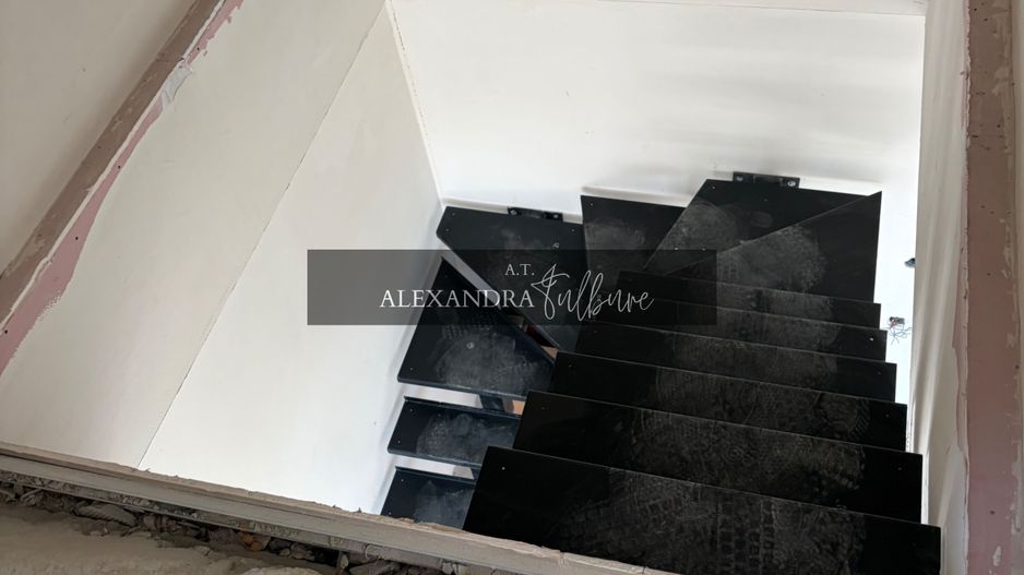 Penthouse pe 2 niveluri |3 camere | 3 băi | parcari| M. Romanul - Poză 3