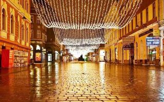 Studio renovat mobilat si utilat,Brasov,centrul istoric - Poză 17