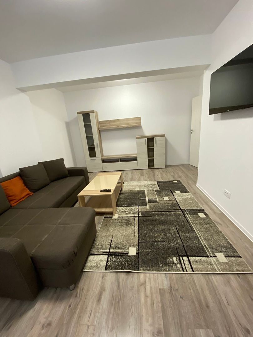 Apartament nou 2 camere, cartier Vivamus , zona Coresi - Poză 2