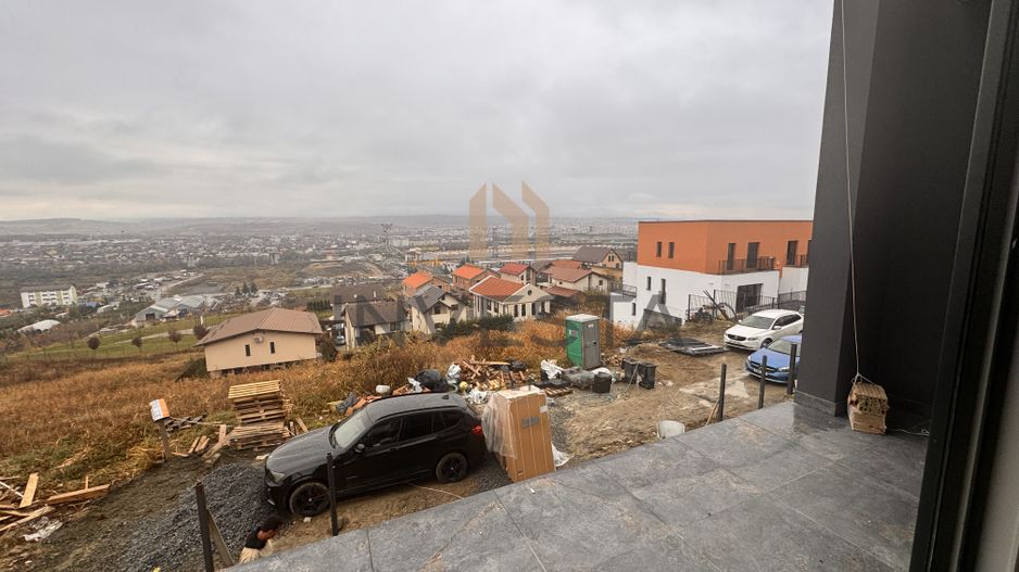 Duplex cu rooftop panoramic, garaj și curte proprie – cartier Voronet - Poză 12