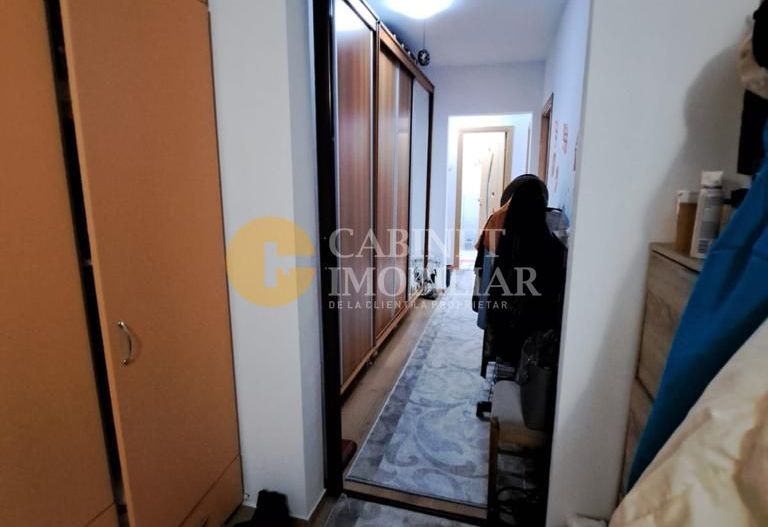 Apartament 3 camere decomandat etaj intermediar Piata Voievozilor - Poză 7