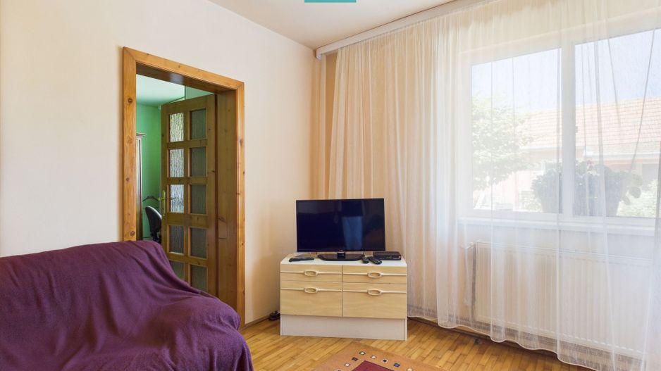 Casă cu 4 camere și teren de 1450 mp în Aradul Nou - Poză 5