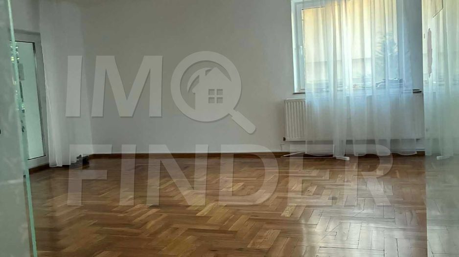 Vila  in Andrei Muresanu 600 mp  ,12 locuri de parcare - Poză 4