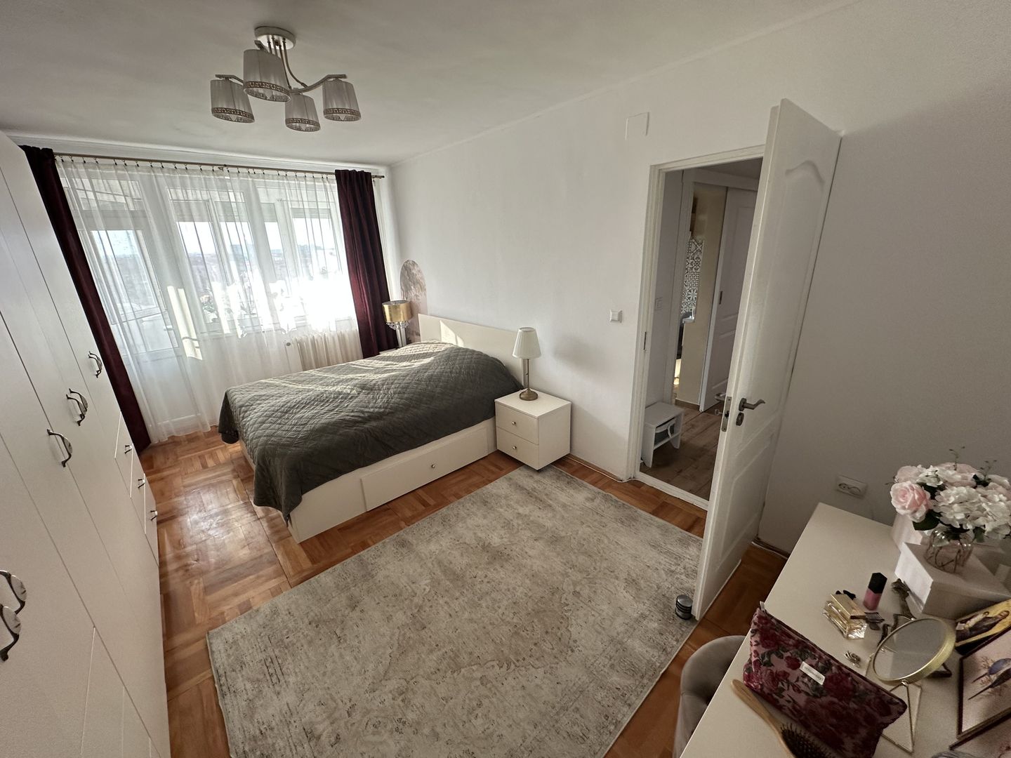 Apartment 3 camere mobilat - Poză 14