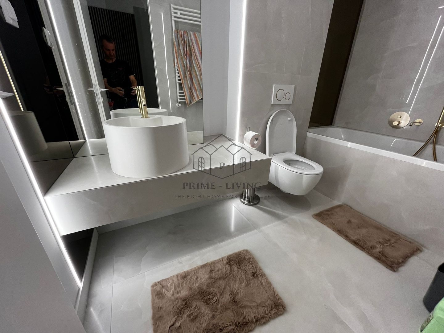 APARTAMENT COCHET CU 2 CAMERE LA INCHIRIERE IN CORTINA NORD - Poză 5