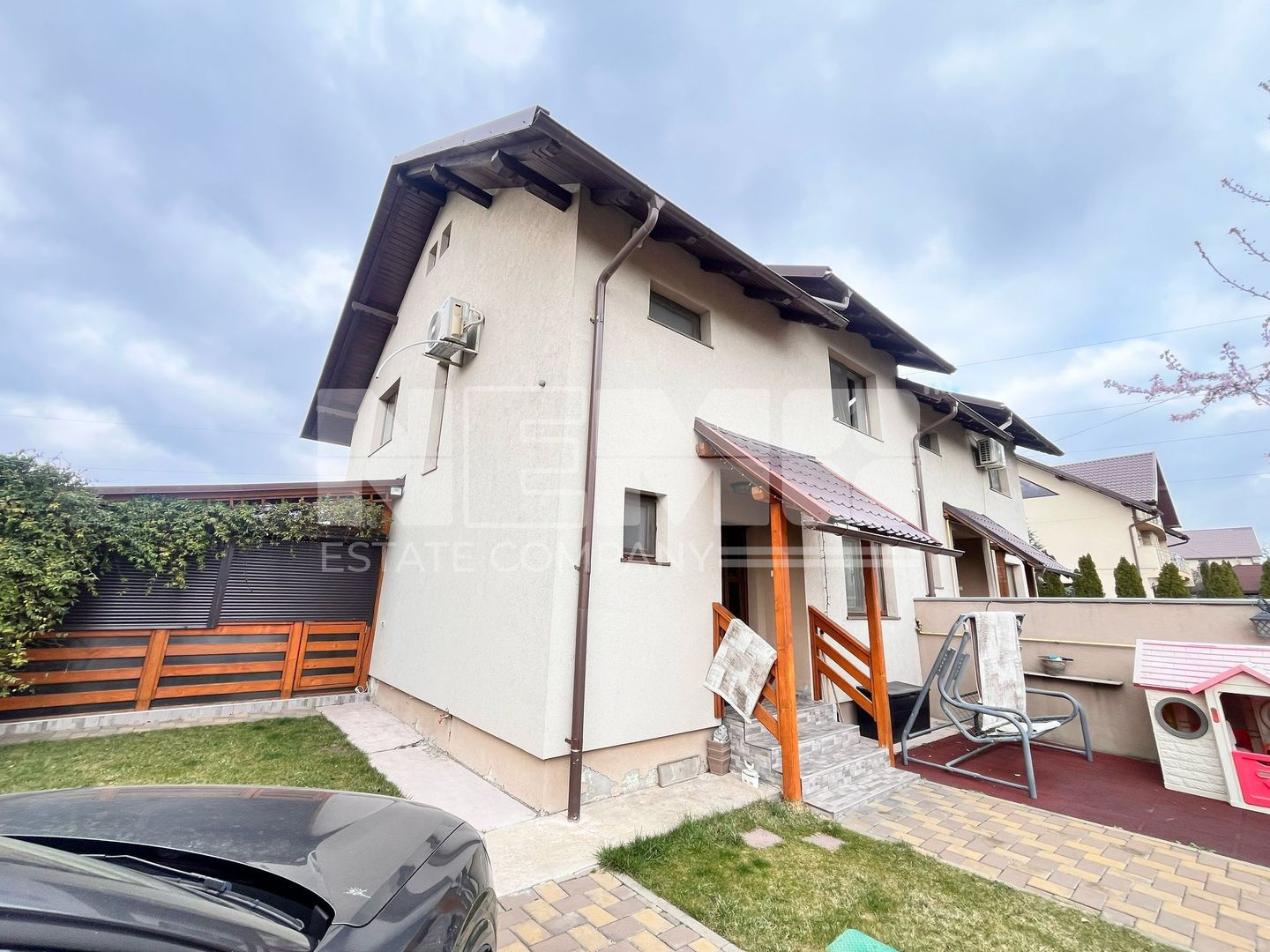 Duplex  Mobilat 110 Mp Utili I Suceava/Sf.Ilie I 159.500 Euro - Poză 1