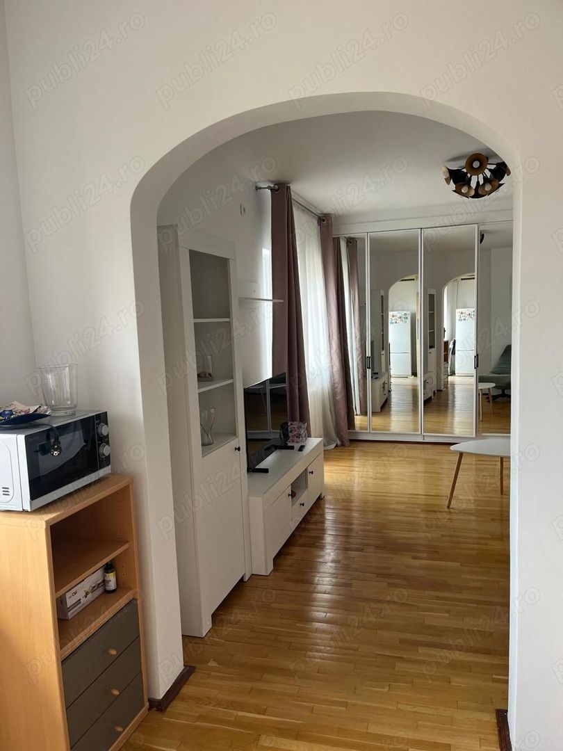 Vanzare Apartament 2 camere , etaj 3, centrală, mansardă și boxă - Cotroceni - Poză 3