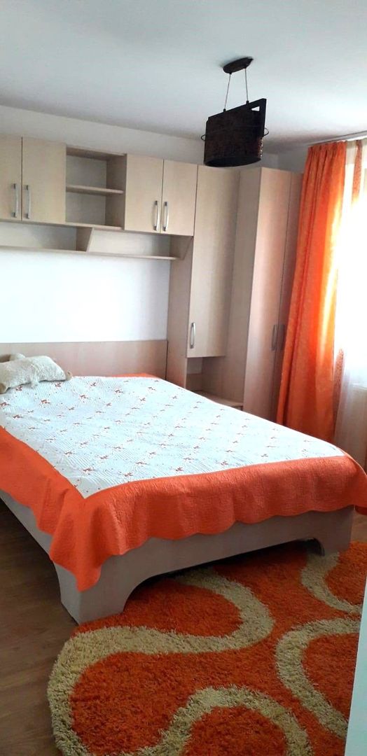 Apartament 3 camere Tractorul - Poză 13