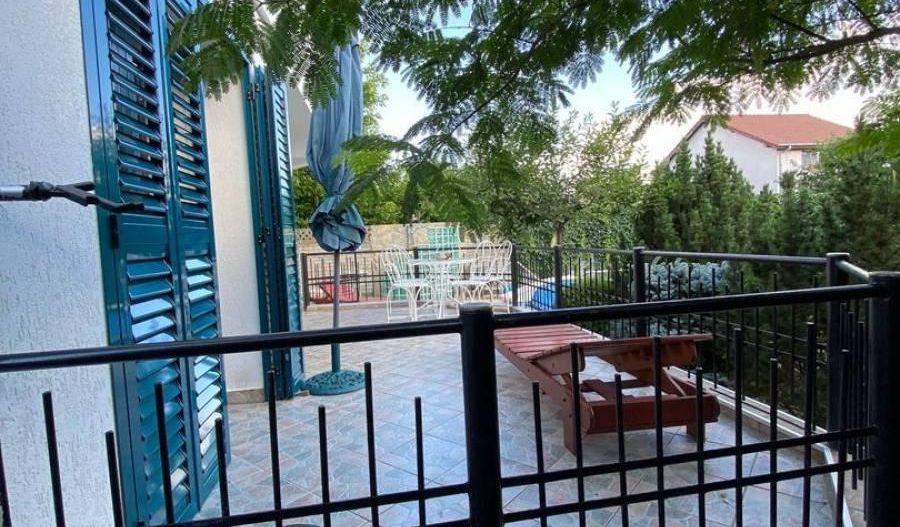 🏡 Casa individuala. Mobilata si utilata. Piscina exterioara.✨ - Poză 17