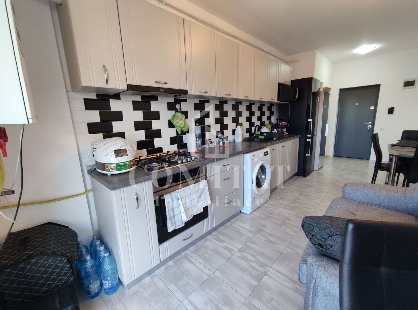 Apartament  |  |  37 mp  |  |  Iris - Poză 3