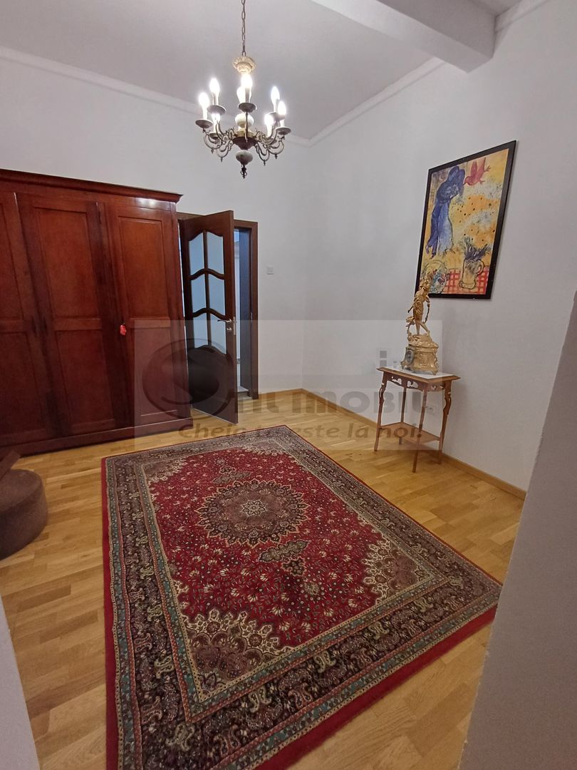 APARTAMENT ULTRACENTRAL , PIATA UNIRII, CUZA VODA 70 MP PLUS CURTE - Poză 10