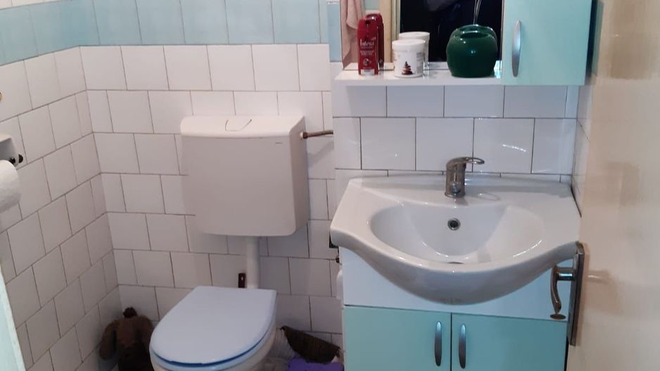 3 camere decomandat vedere pe 2 parti CENTRALA zona Dambovita - Poză 7