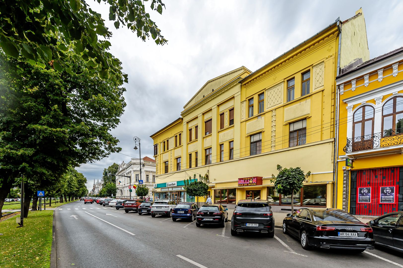 Apartament ultracentral Arad. Pretabil pentru birou. - Poză 1