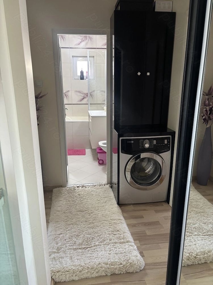 BRASADAS vinde ap 2 cam etaj 4/4 in Carpati 2. - Poză 9