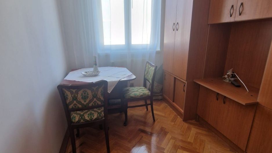 Complex-Studentesc | 4 Camere | Etaj Intermediar | Centrala Proprie. - Poză 4
