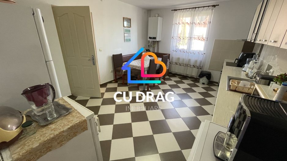 CASĂ SPAȚIOASĂ DE VÂNZARE ȘELIMBĂR - Poză 4