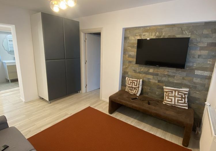 3 camere - Unirii - Metrou - Poză 3