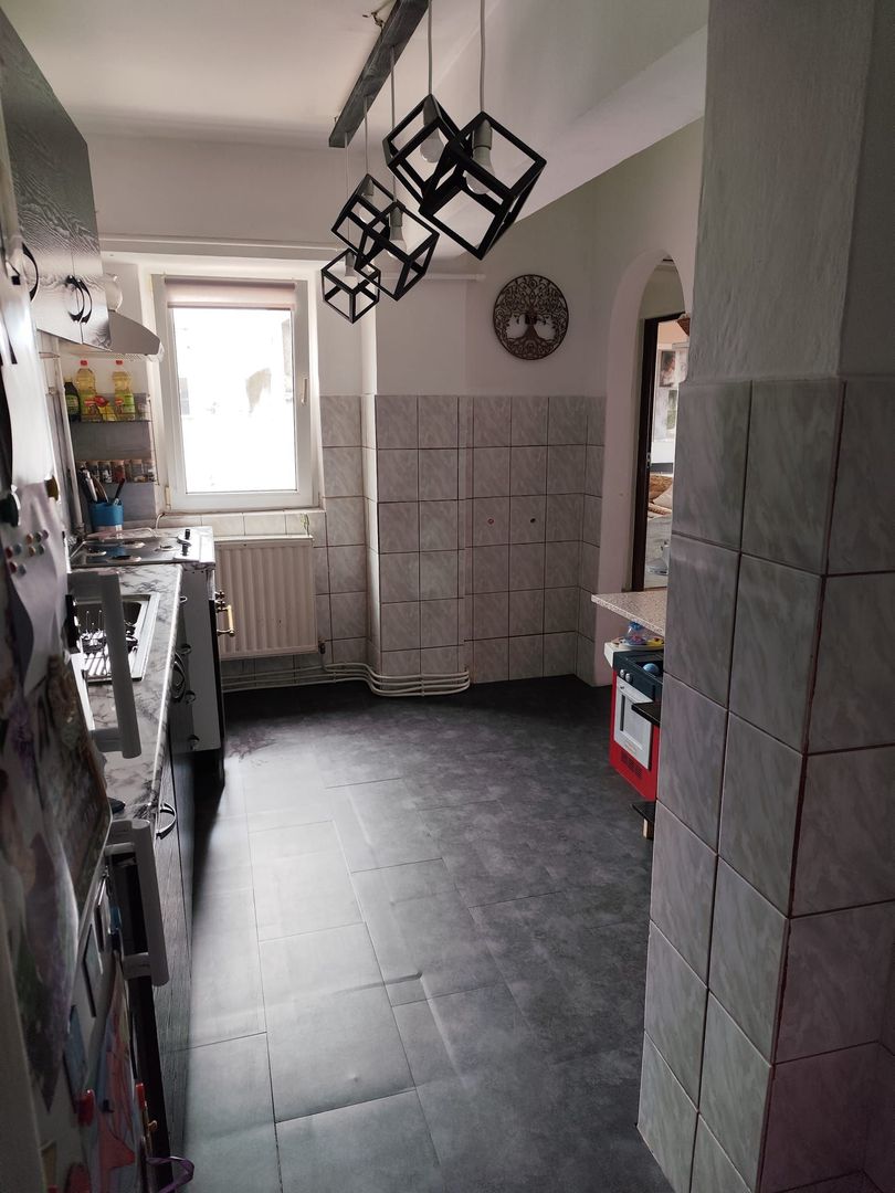 ageuropa.ro vinde ap 3 cam 66mp la etajul 4 în Micro 16. - Poză 7