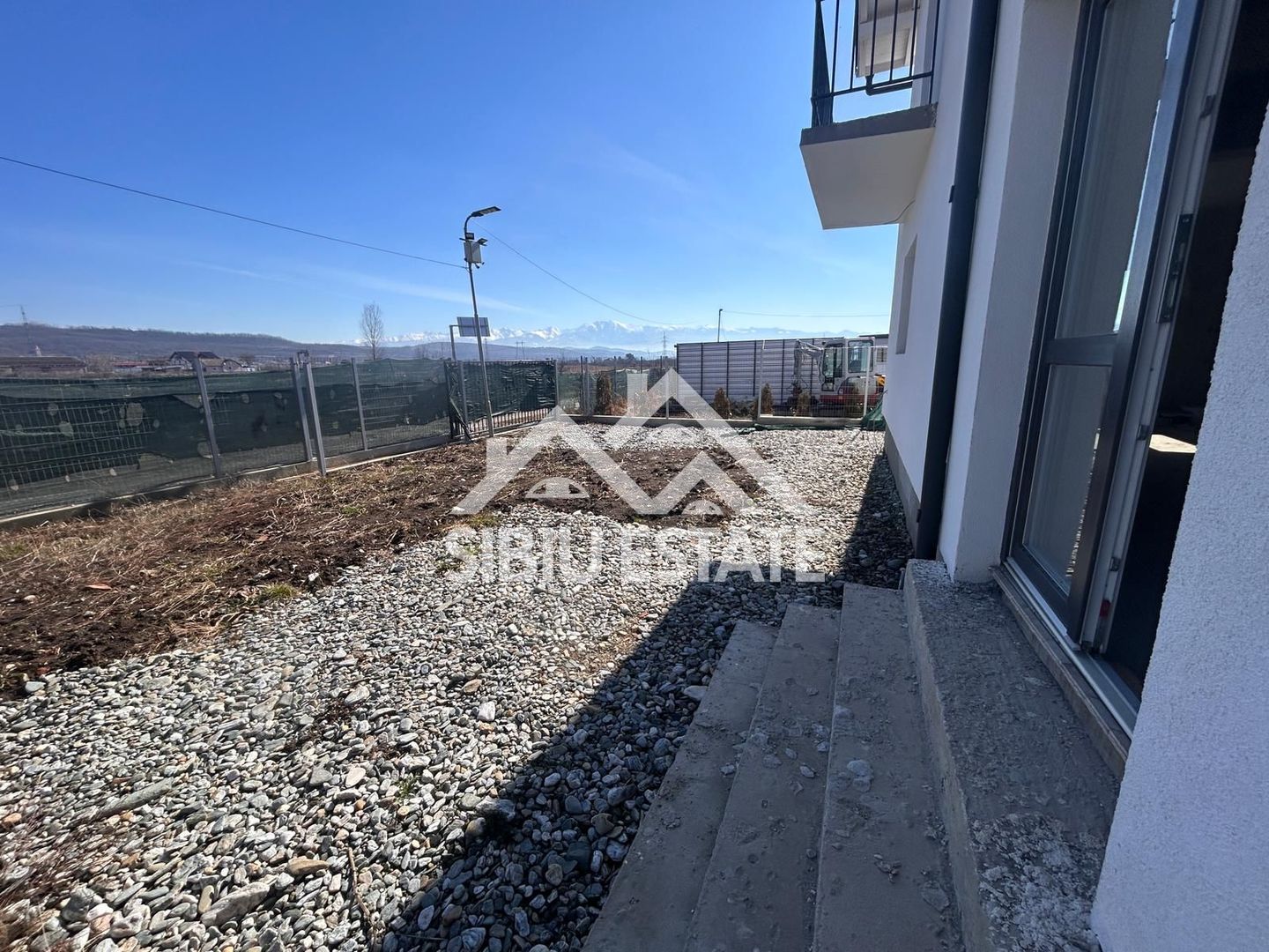 Casa duplex de vanzare 4 camere, 2 bai-s.u. 142 mp. PRET AVANTAJOS - Poză 55