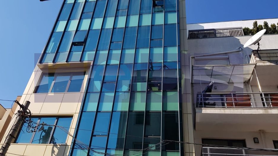 OPORTUNITATE INVESTITIE | CLADIRE BIROURI CLASA A | D+P+E6 | 640 MP | DOROBANTI - Poză 1