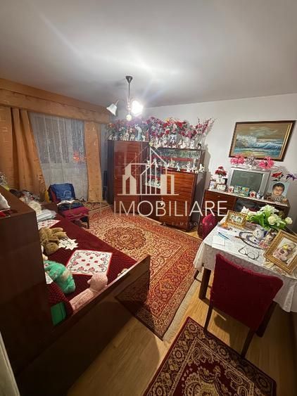Apartament 2 camere decomandat Etaj 2 Zona Soarelui - Poză 1