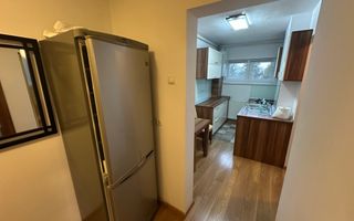 Apartament de 2 camere, decomandat, 55mp , Zona UMFST - Poză 3