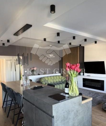 Apartament 3 camere Emerald Residence | Loc de parcare - Poză 1